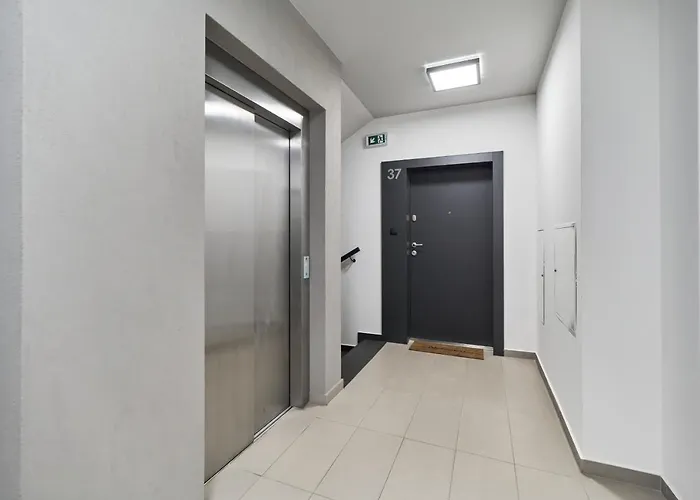 Apartments Wroclaw Aleja Architektow By Noclegi Renters